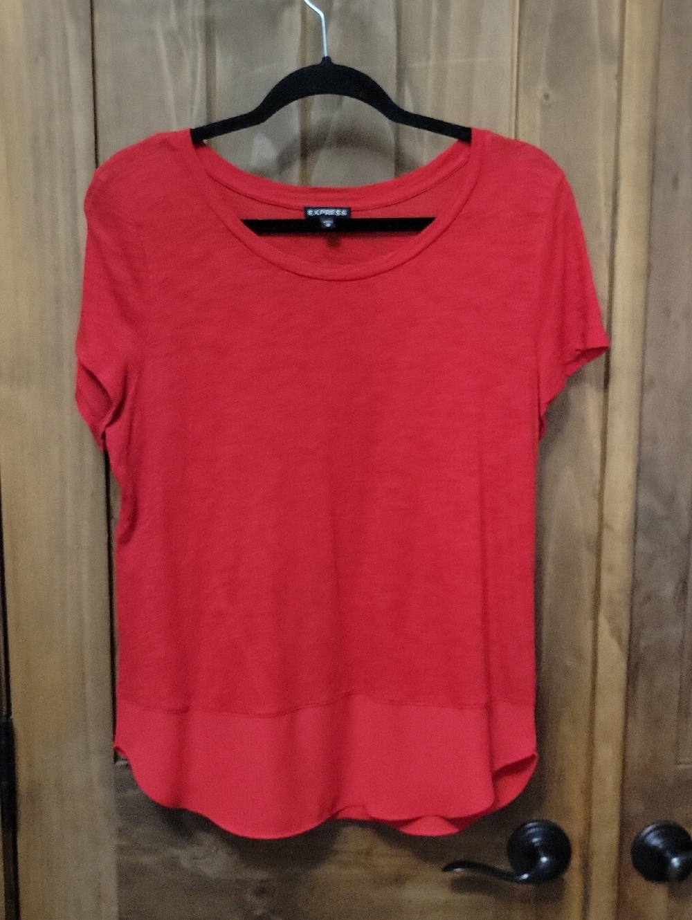 Express Women’s Red Short Sleeve Layered Hem Top